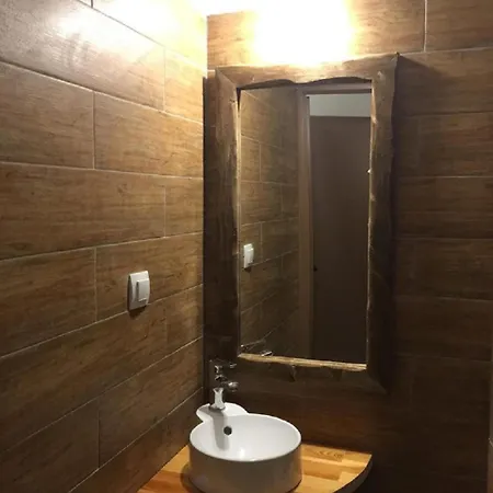 Tithora Hostel *